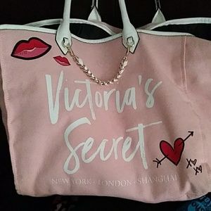 Victoria's Secret travel or beach bag